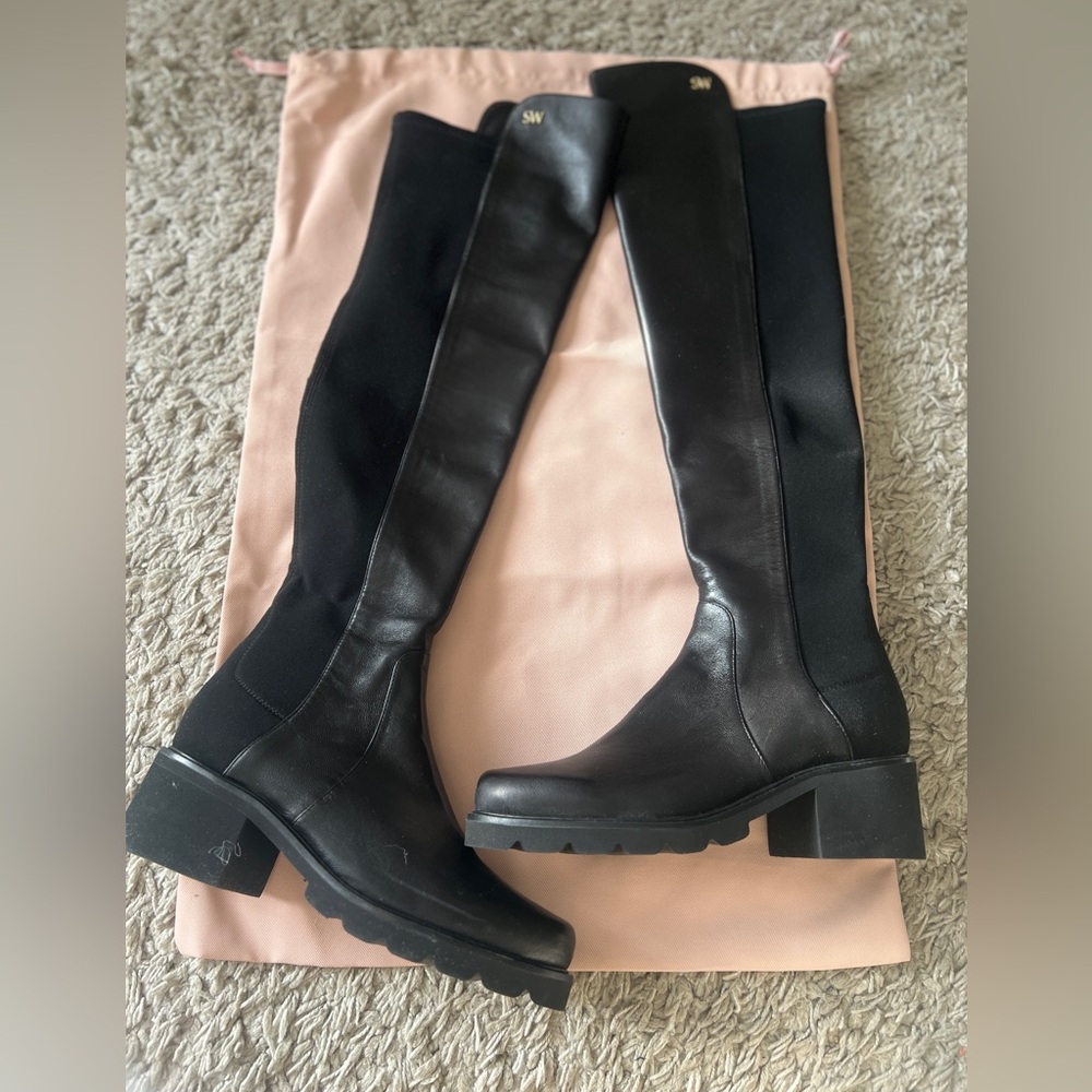 STUART WEITZMAN
Alina City Leather Over-The-Knee
Boots